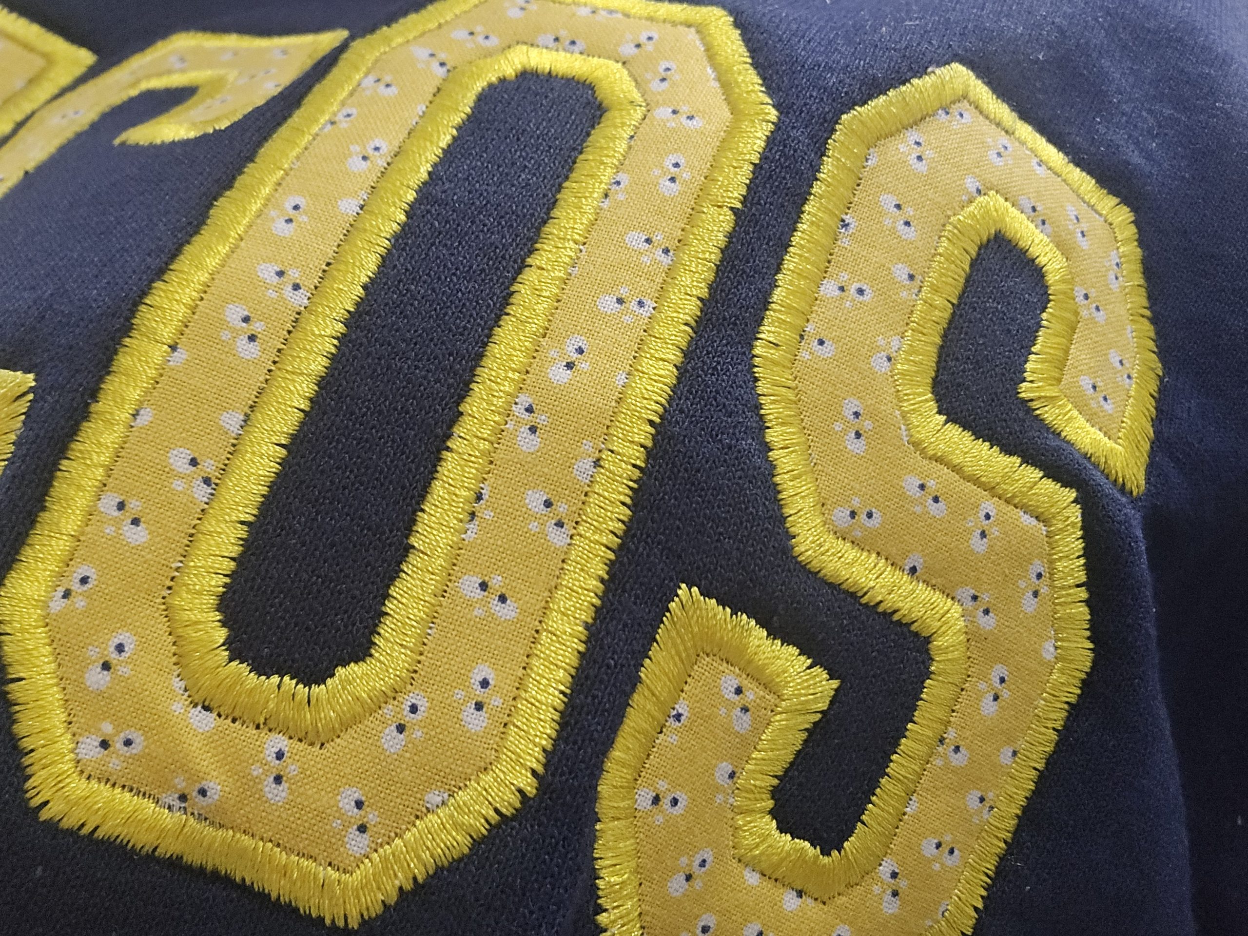 FLUCOS Applique Sweatshirt - Image 3